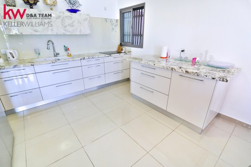 WhatsApp Image 2019-09-23 at 23.49.32