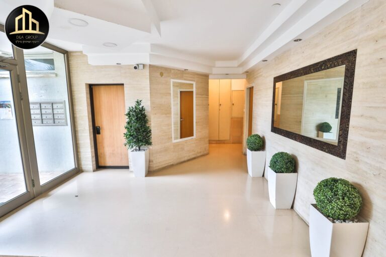 פנטהאוז למכירה בקרית גנים מערב ראשון לציון