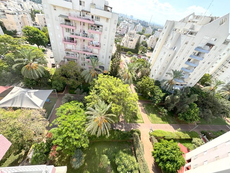 פנטהאוז למכירה במערב ראשון לציון